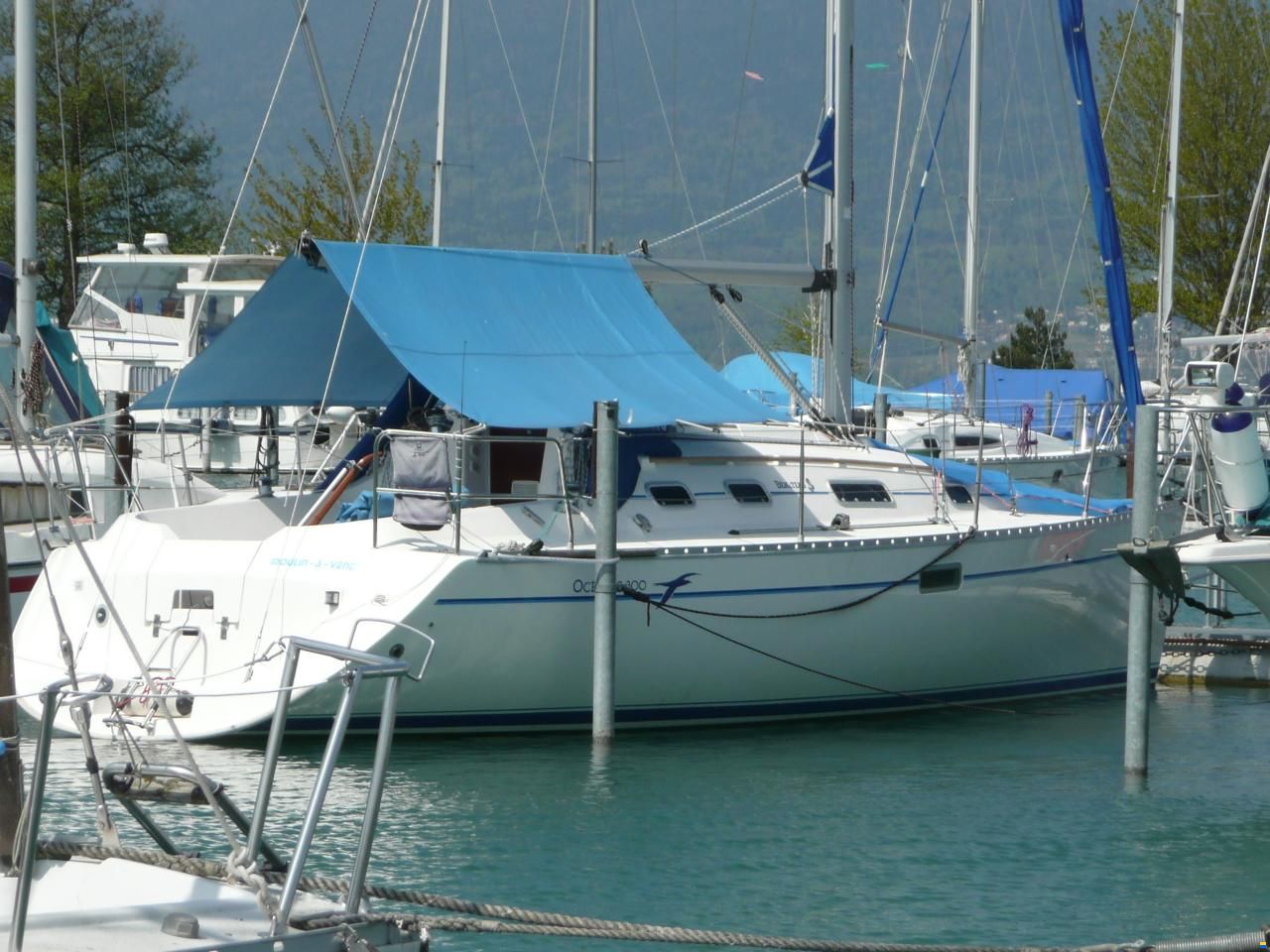 Beneteau Oceanis 300