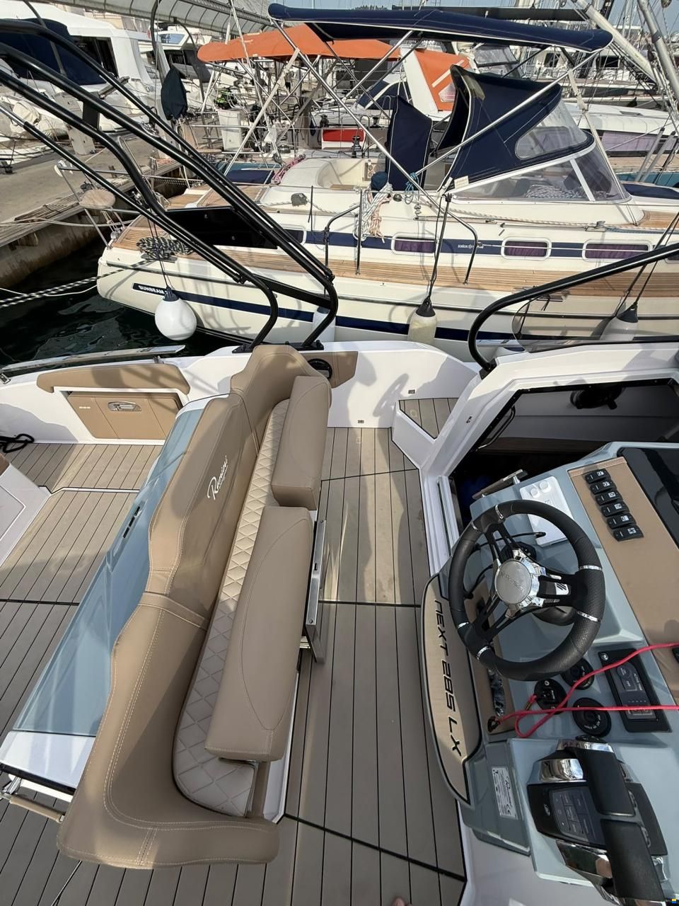 Ranieri Next 285 LX