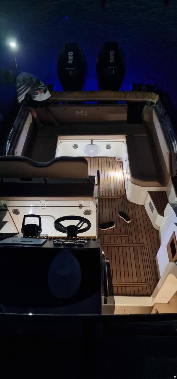 Nuova Jolly Prince 33 Sport Cabin