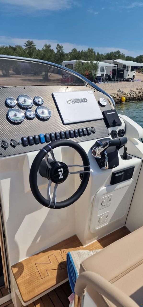Nuova Jolly Prince 33 Sport Cabin