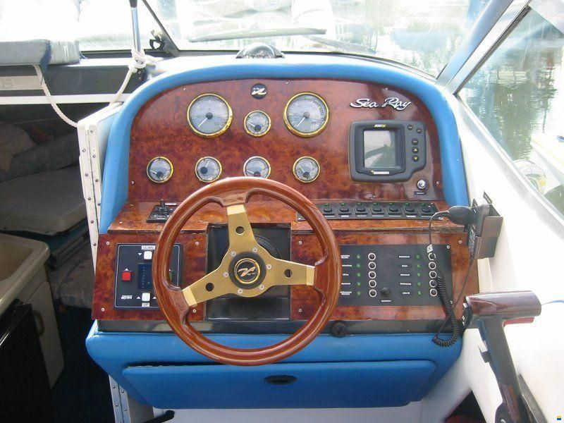 Sea Ray 250 EXPRESS CRUISER