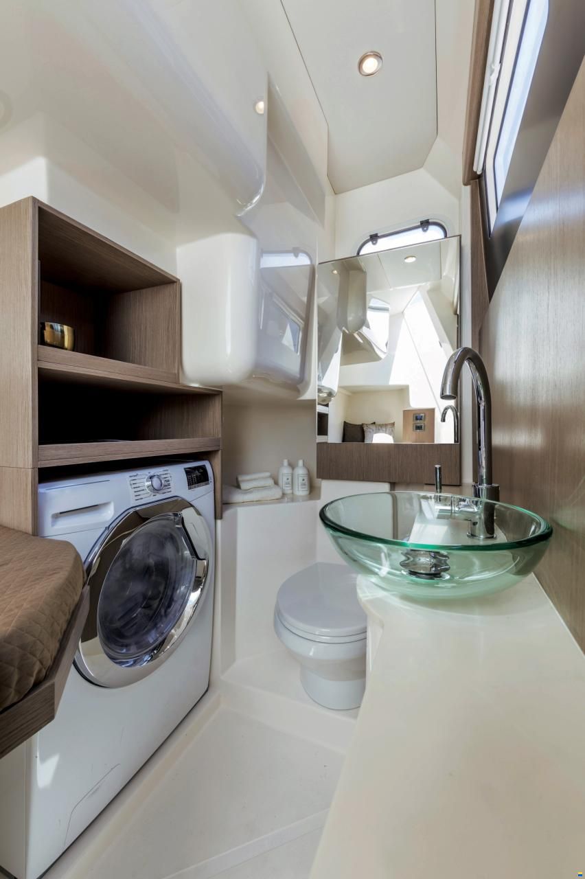 Absolute Navetta 48