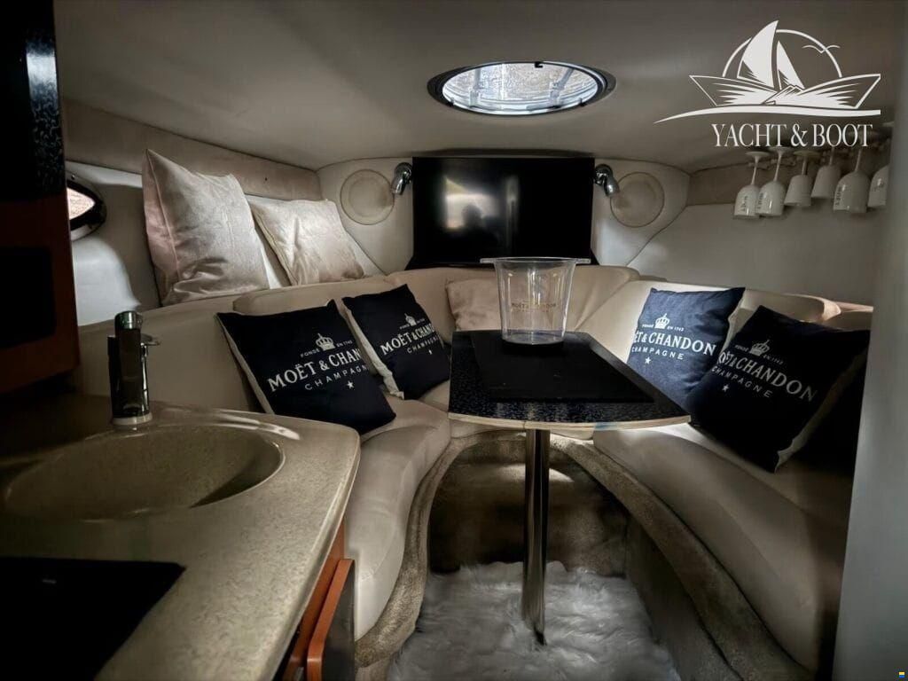 Crownline Boats CR 250