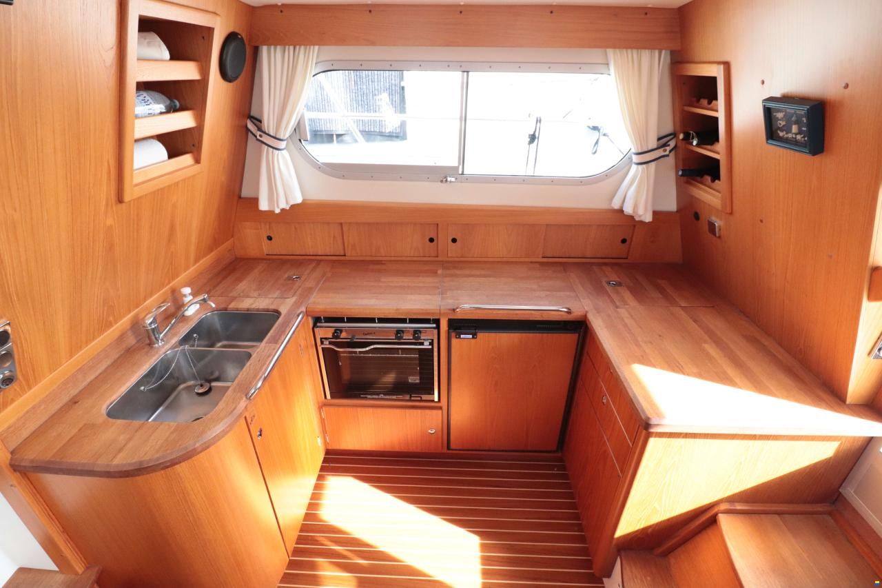 Nimbus Trawler 37