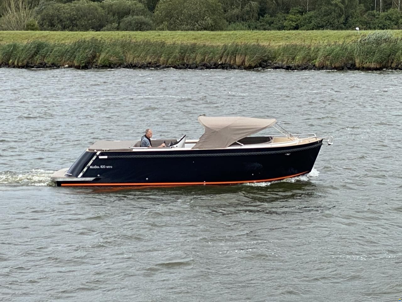 Maxima 820 Retro