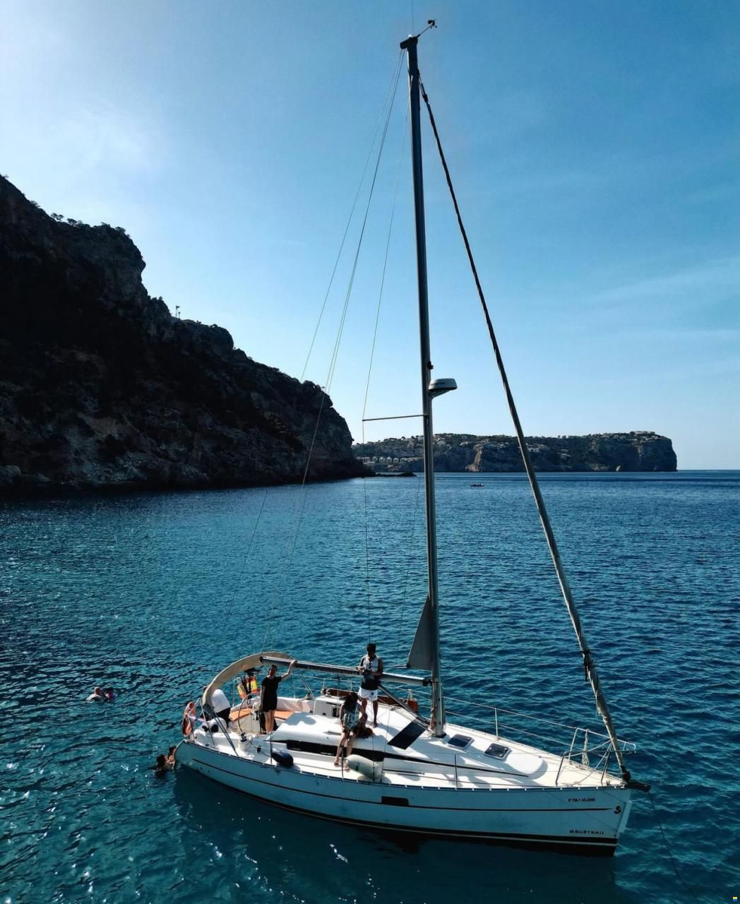 Beneteau Oceanis 323