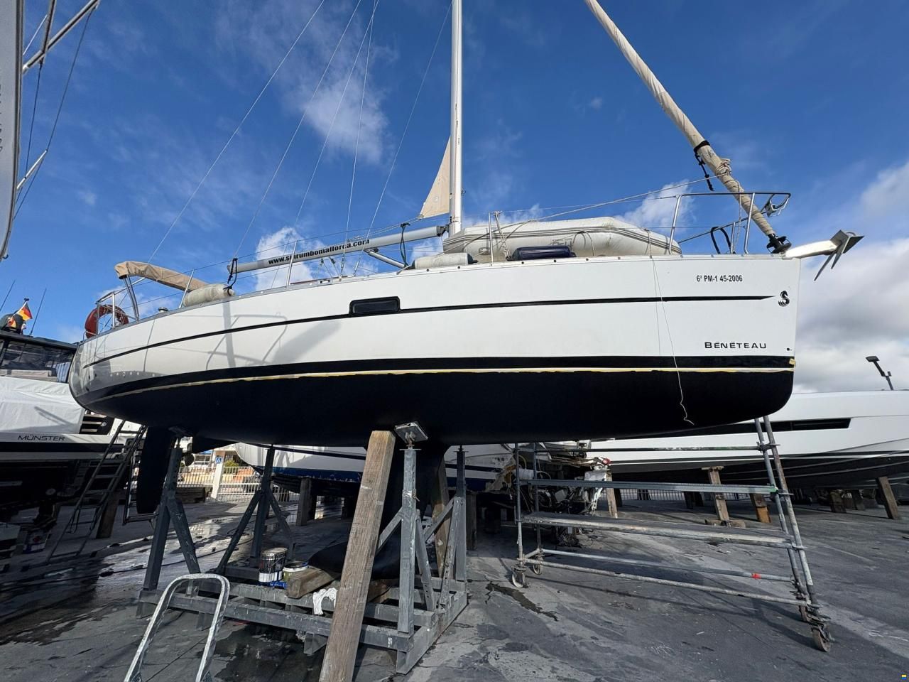 Beneteau Oceanis 323