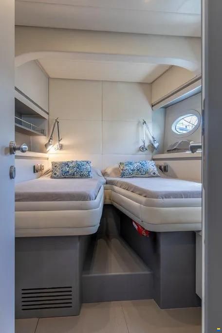 Aquamarine Albadra 600