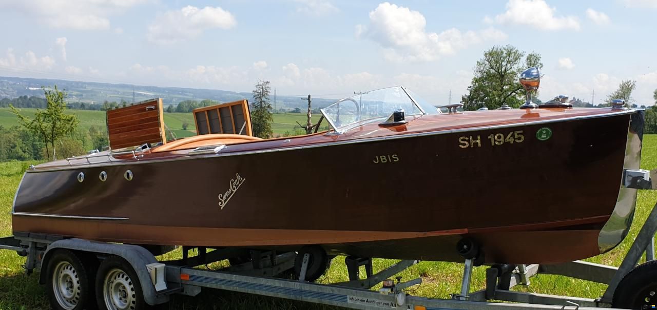 Swiss Craft Runabout-Touring de Luxe