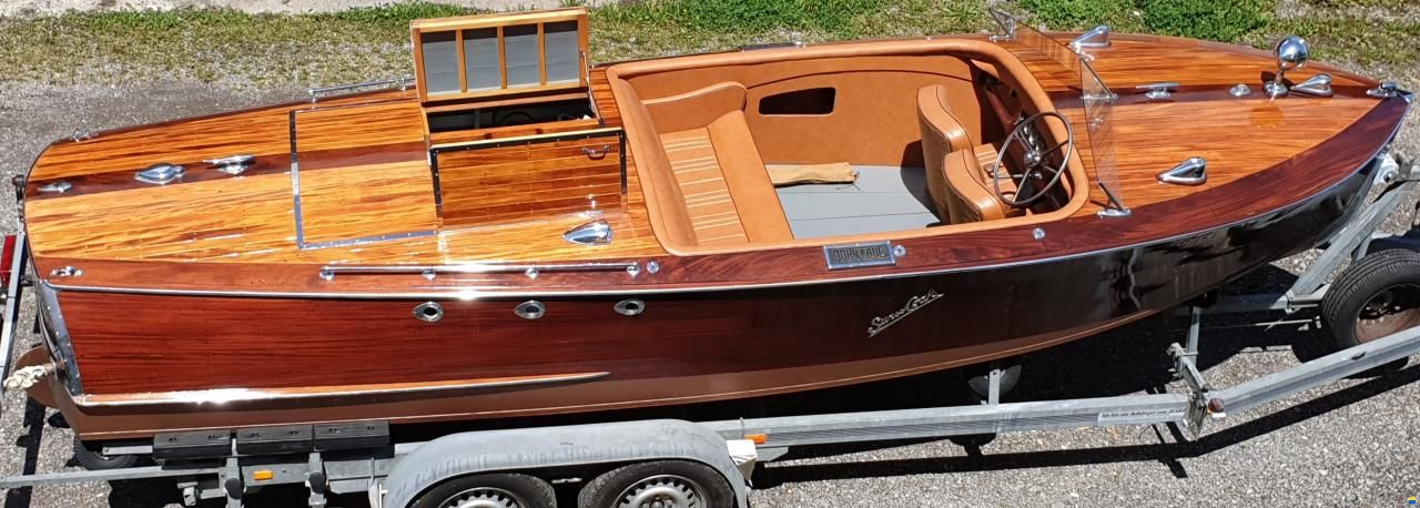 Swiss Craft Runabout-Touring de Luxe