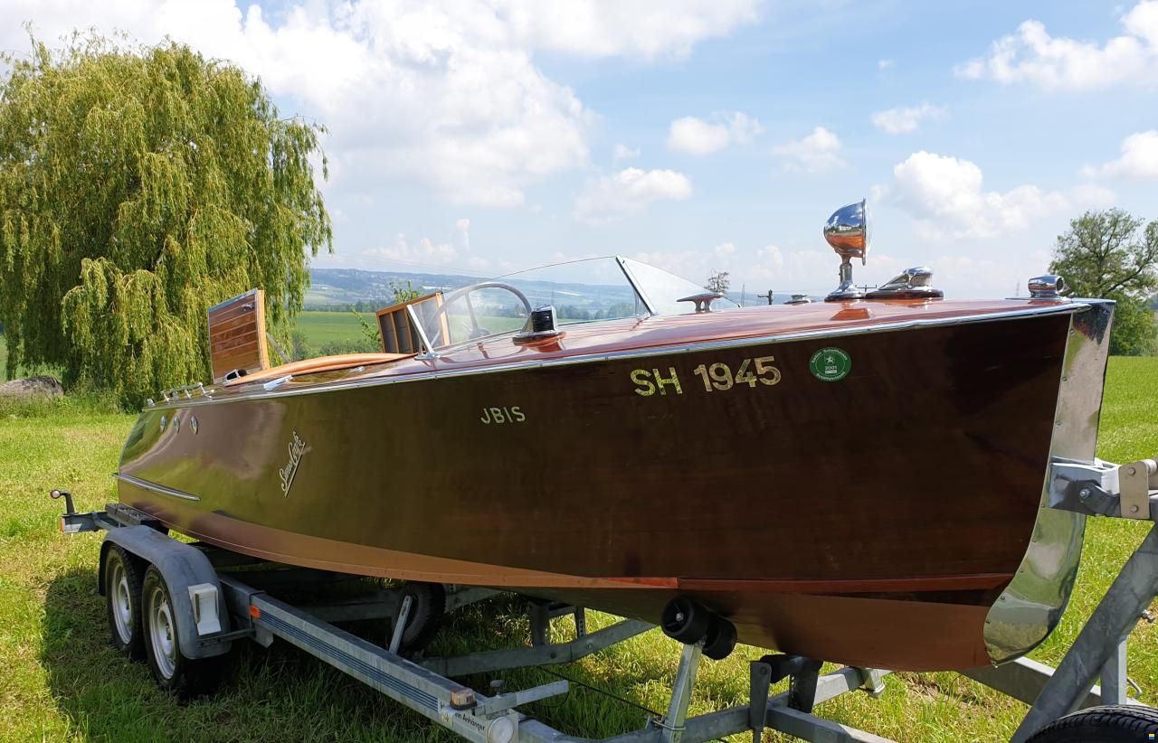 Swiss Craft Runabout-Touring de Luxe
