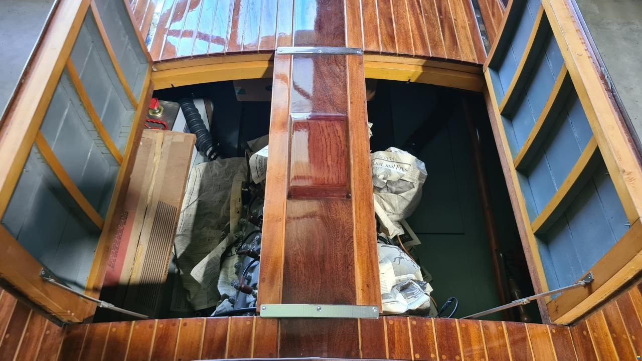 Swiss Craft Runabout-Touring de Luxe