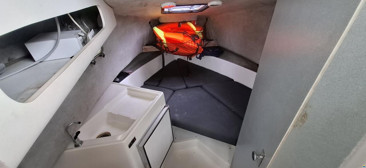 Bayliner TROPHY 2502