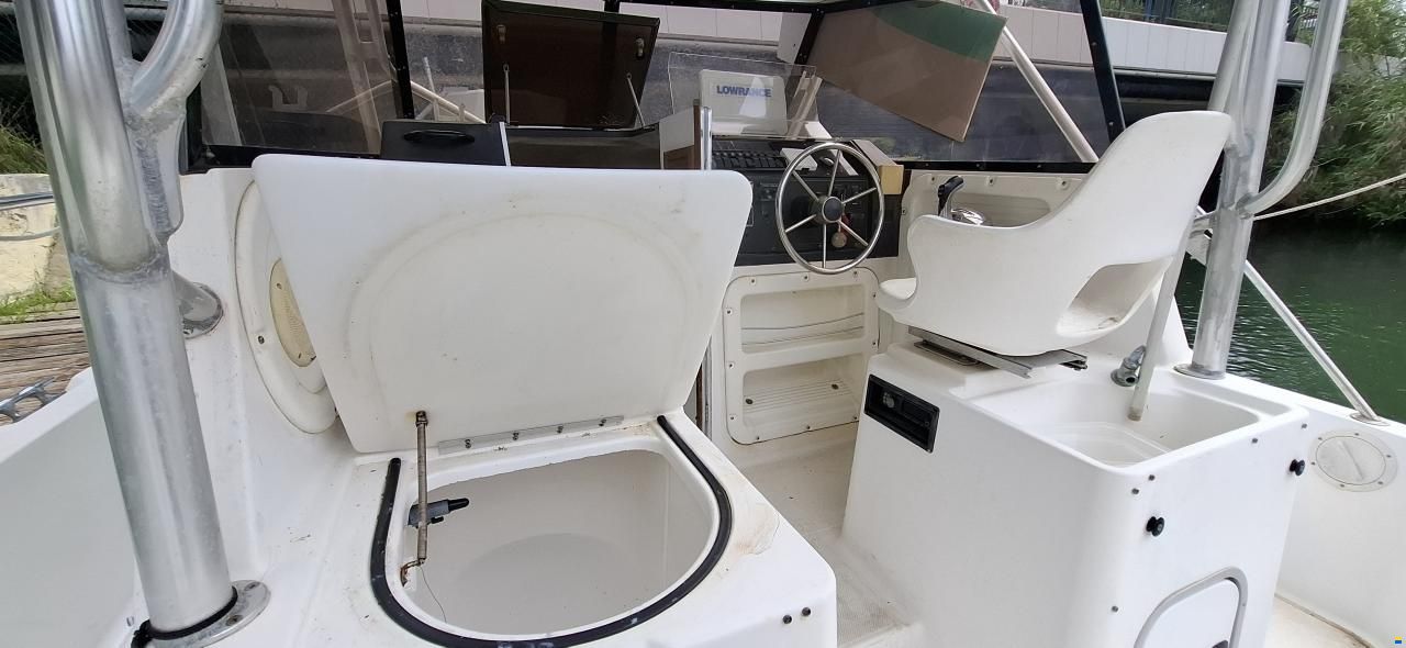 Bayliner TROPHY 2502