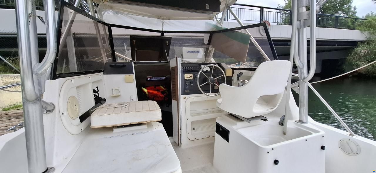 Bayliner TROPHY 2502