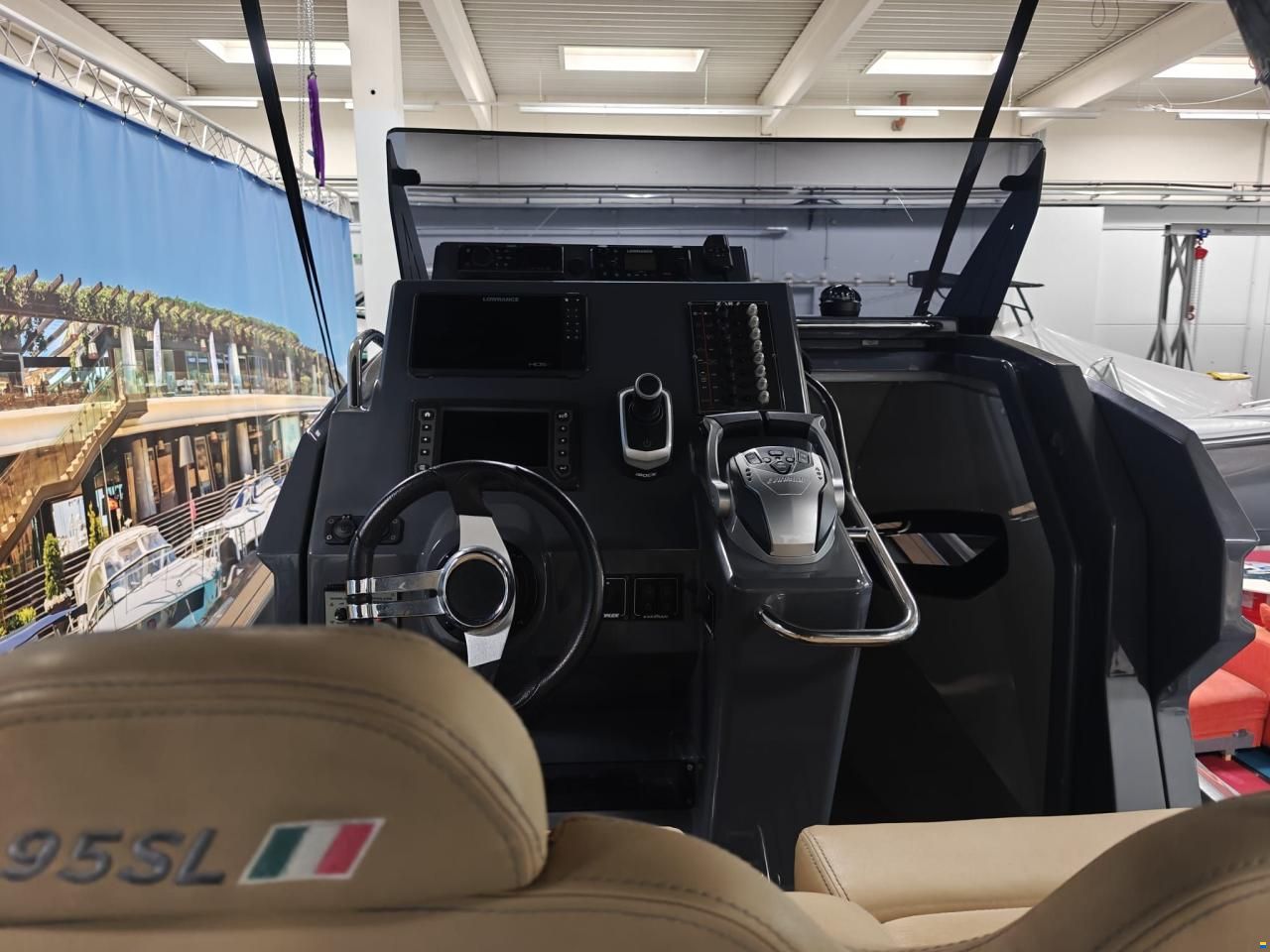 ZAR Formenti ZAR 95SL mit 2x300 Evinrude
