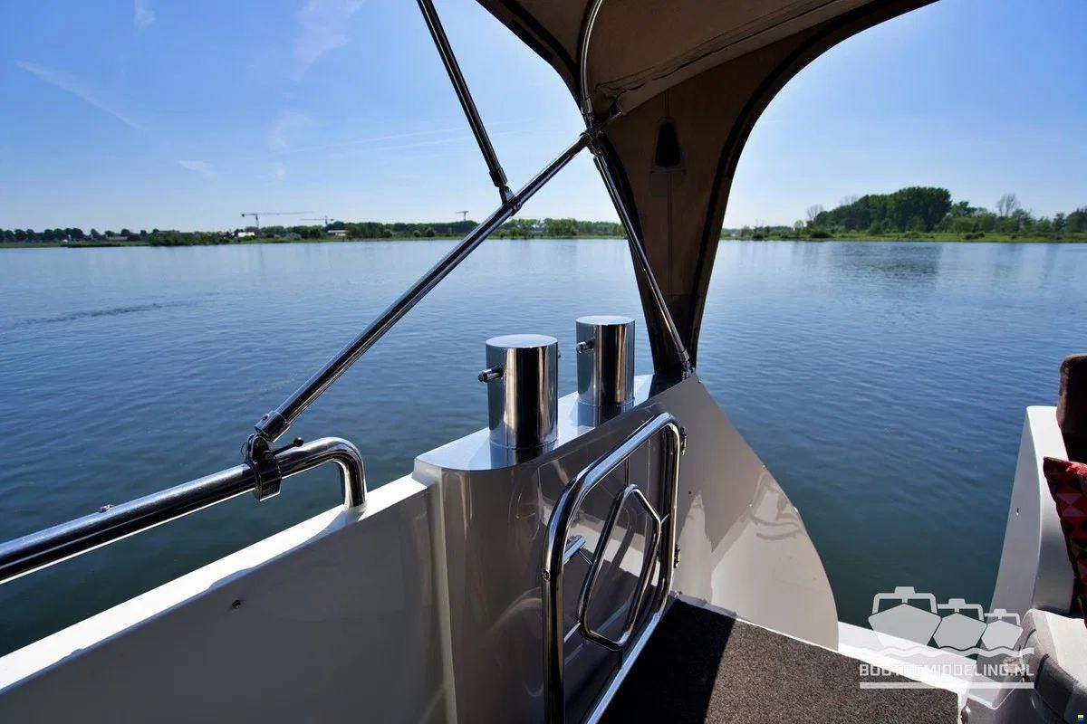 Euroship 1900 Pilothouse