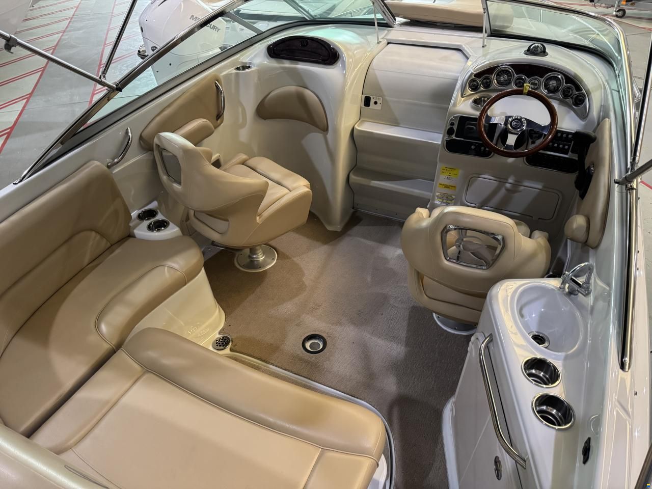 Crownline 236 SC