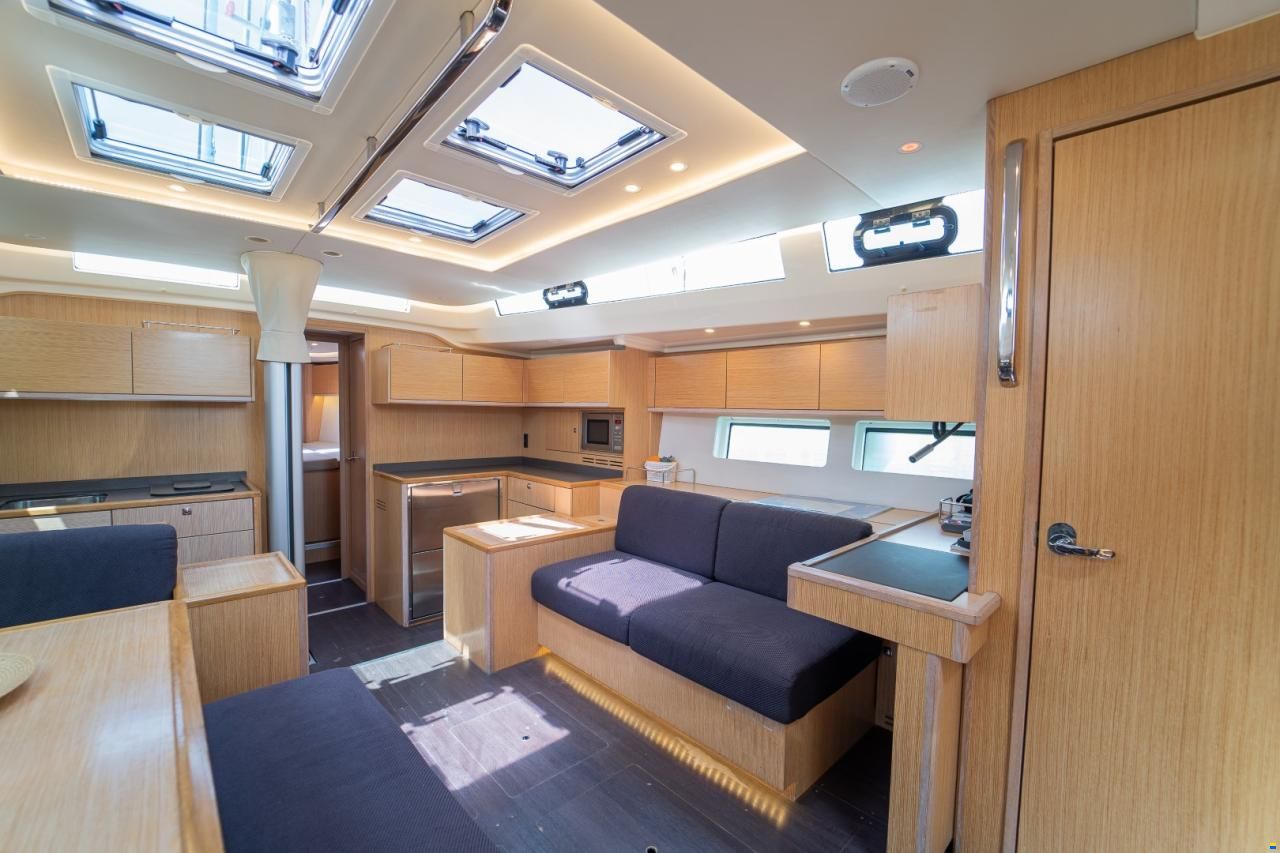 Bavaria C57