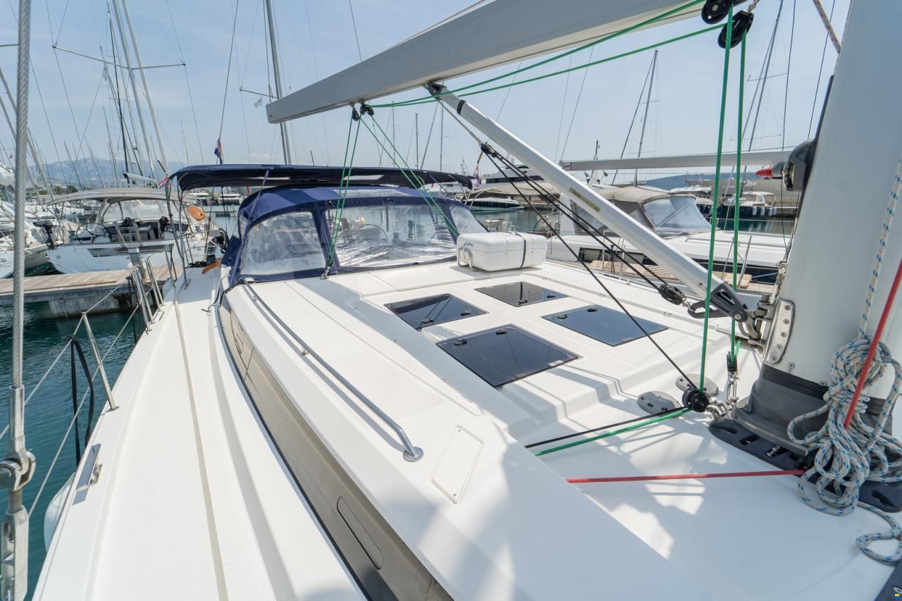 Bavaria C57