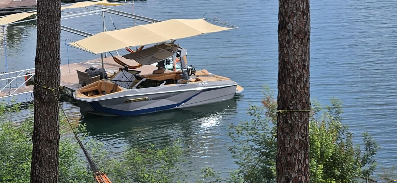 Nautique G23