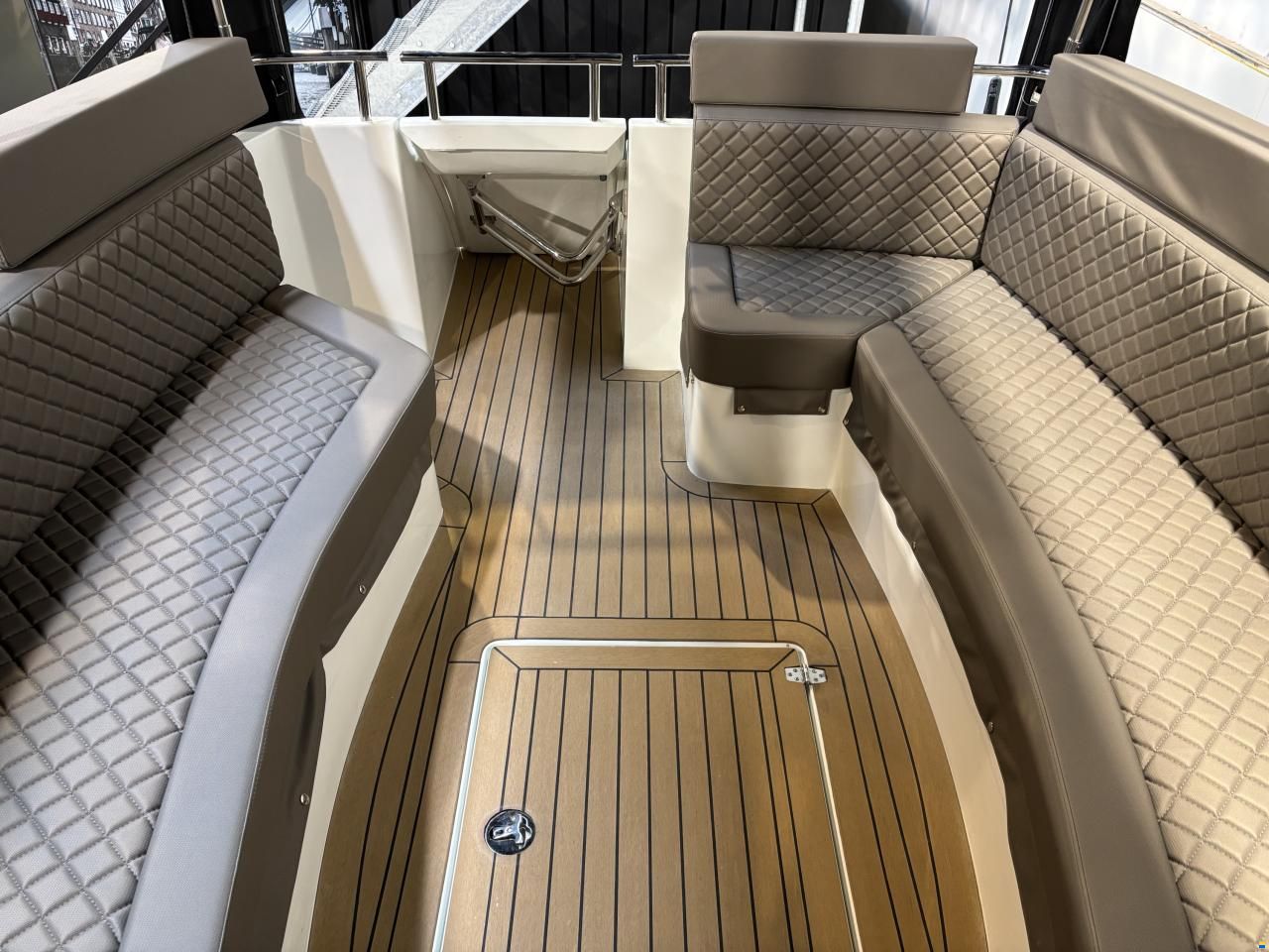 Maxima 920 Retro Cabin