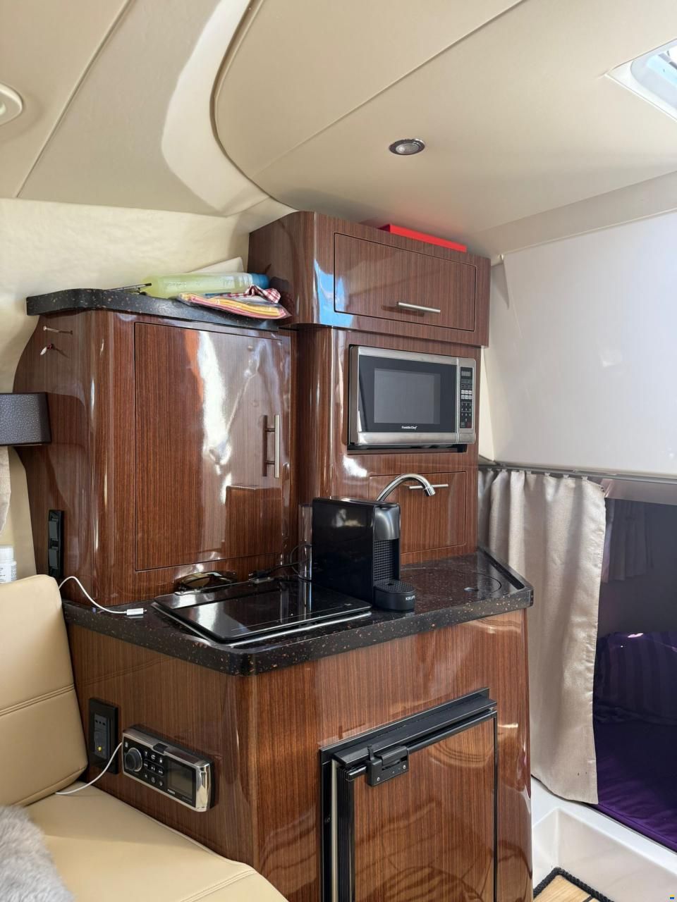 Regal 28 Express