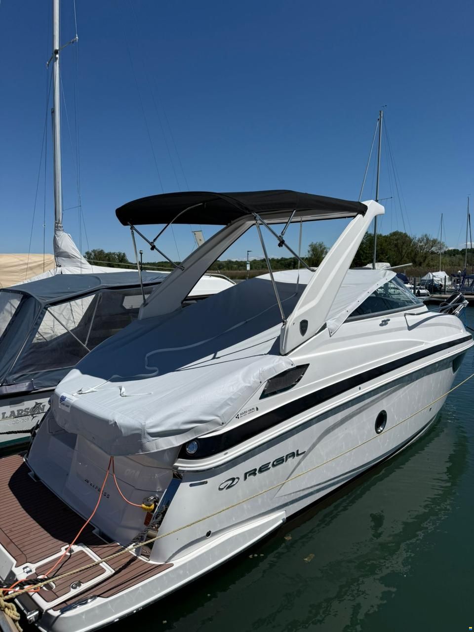 Regal 28 Express