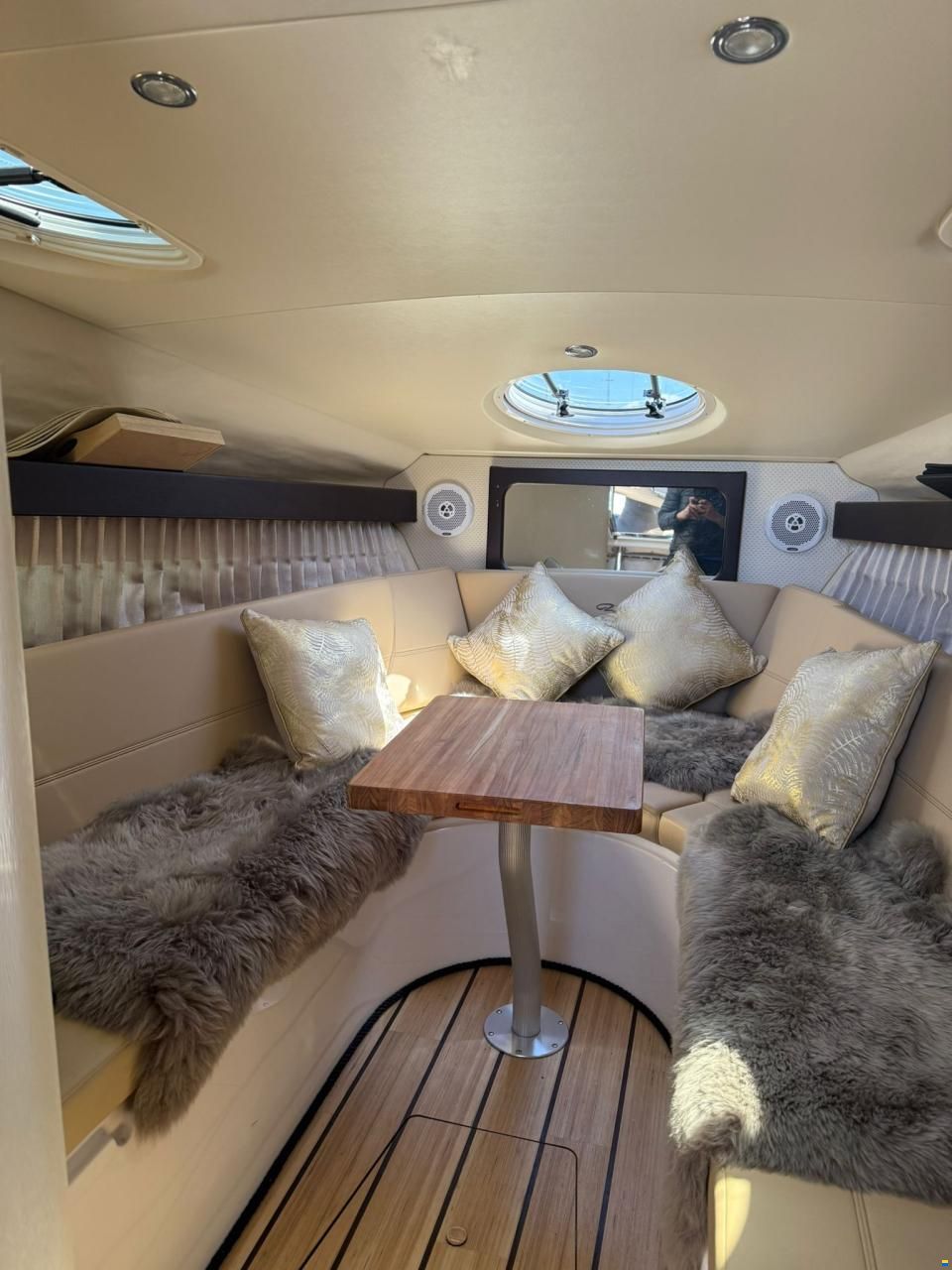 Regal 28 Express