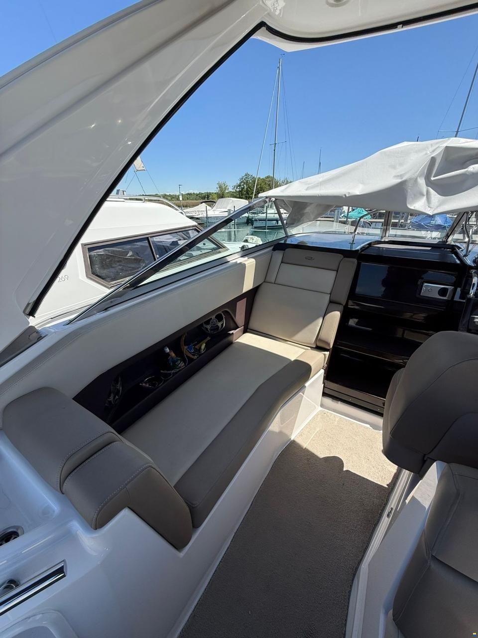 Regal 28 Express