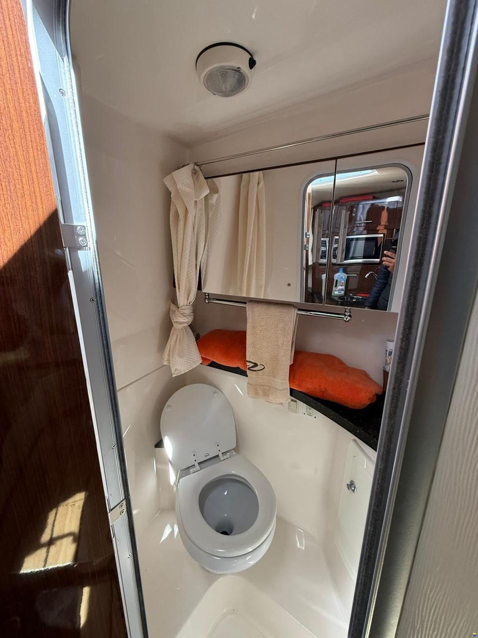 Regal 28 Express