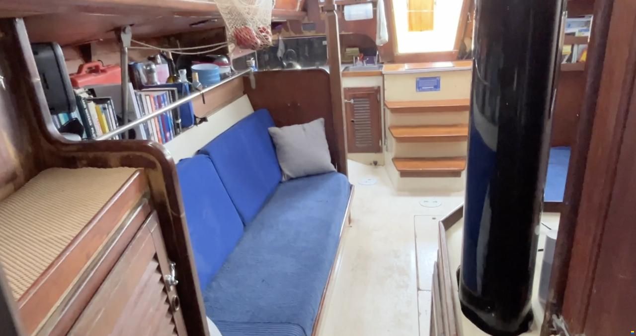 Islander 36 Tall rig