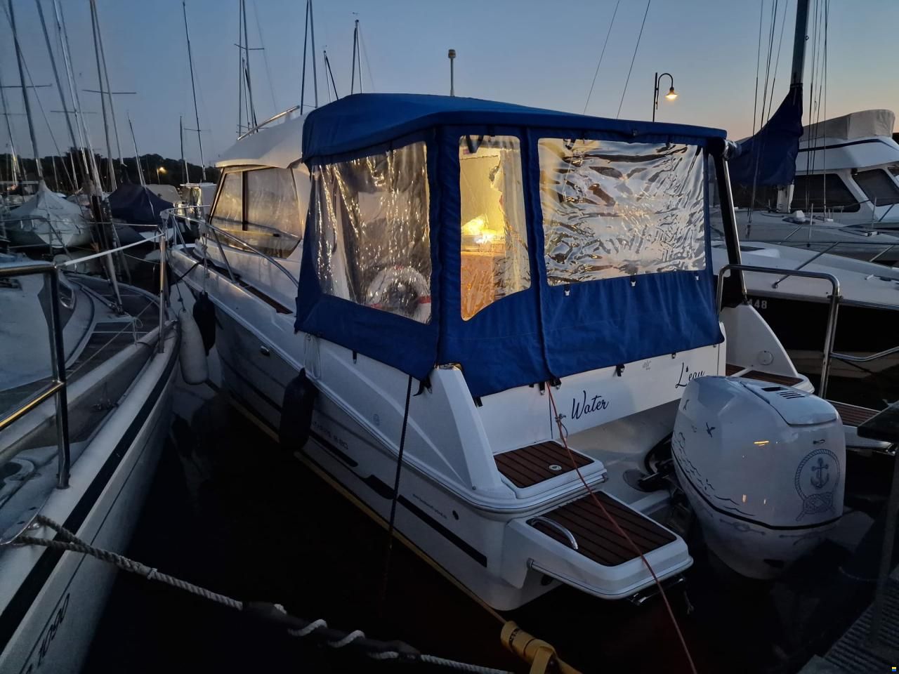 Beneteau Antares 880