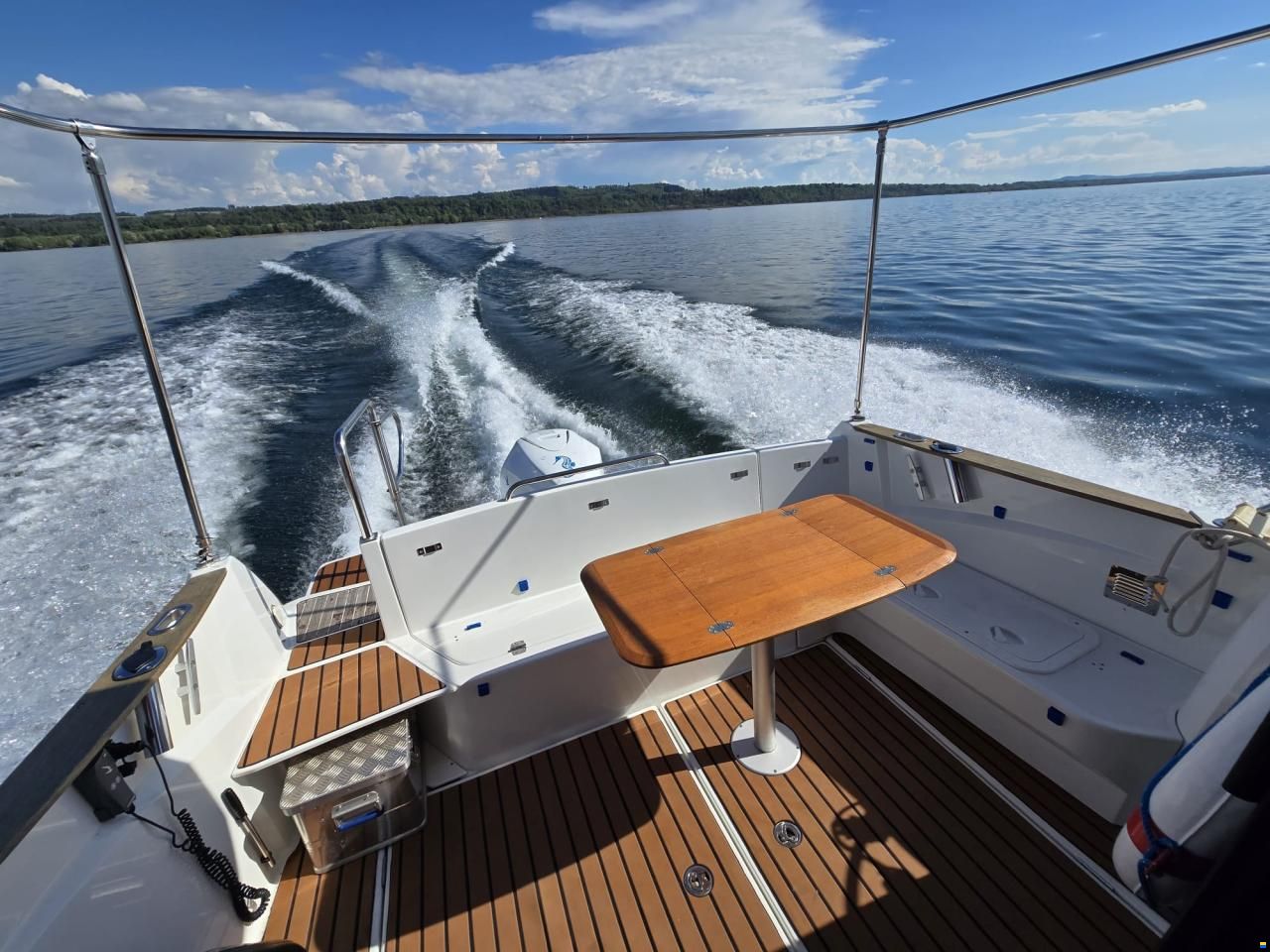 Beneteau Antares 880