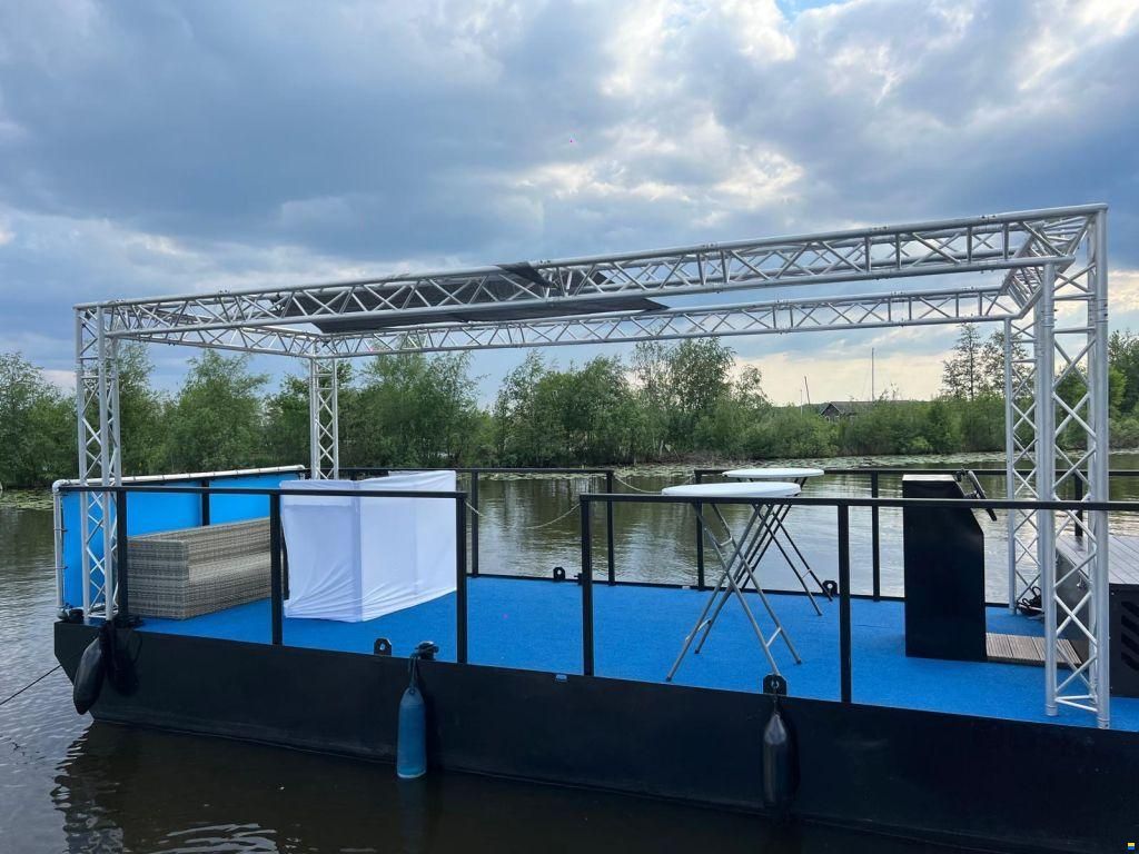 Staal Pontoon