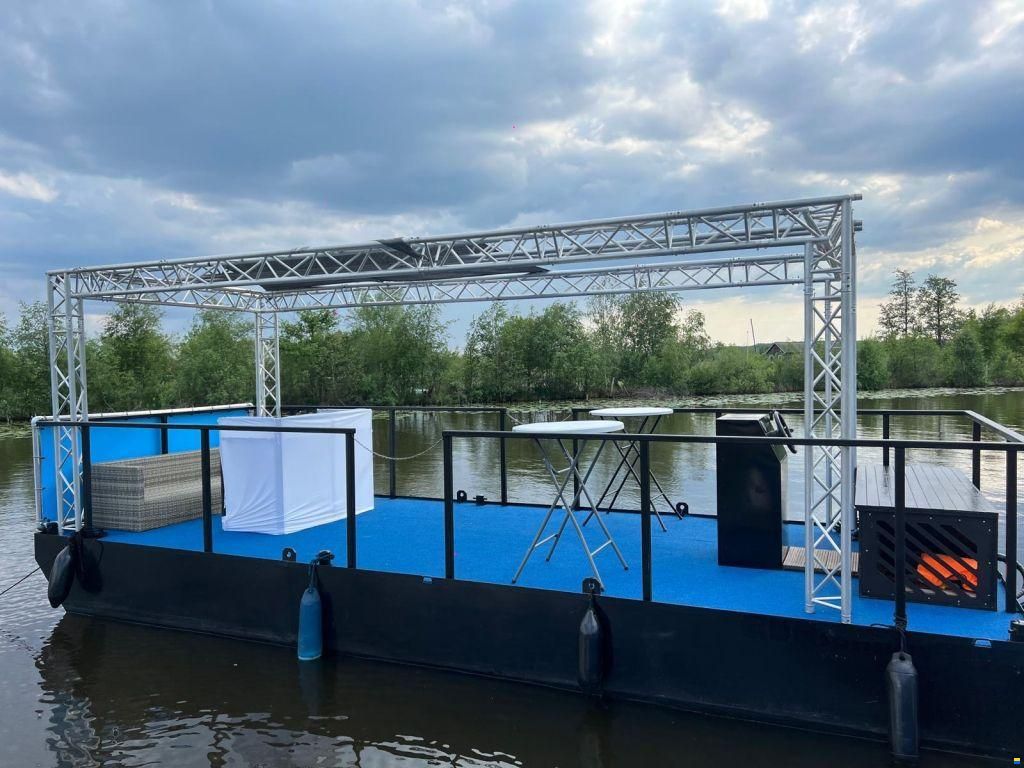 Staal Pontoon