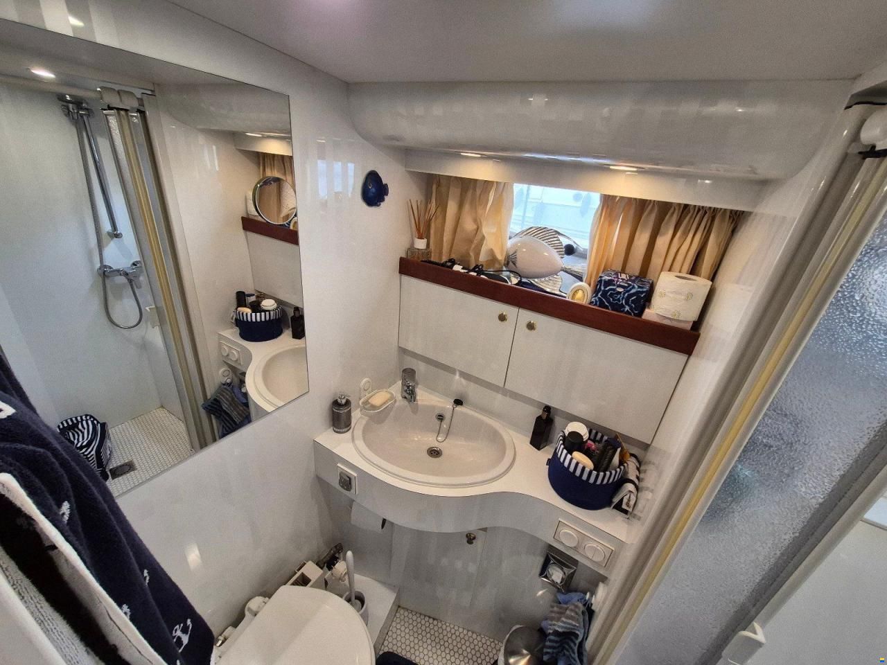 Neptunus 129 EXPRESS