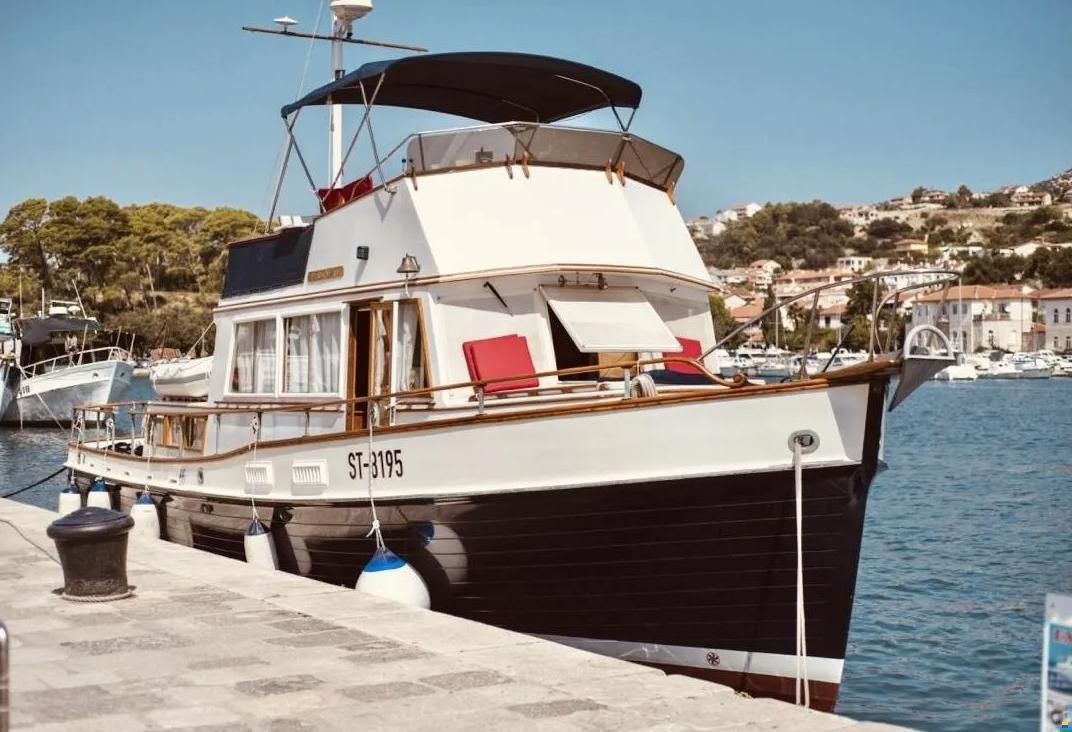 Grand Banks 42 Classic