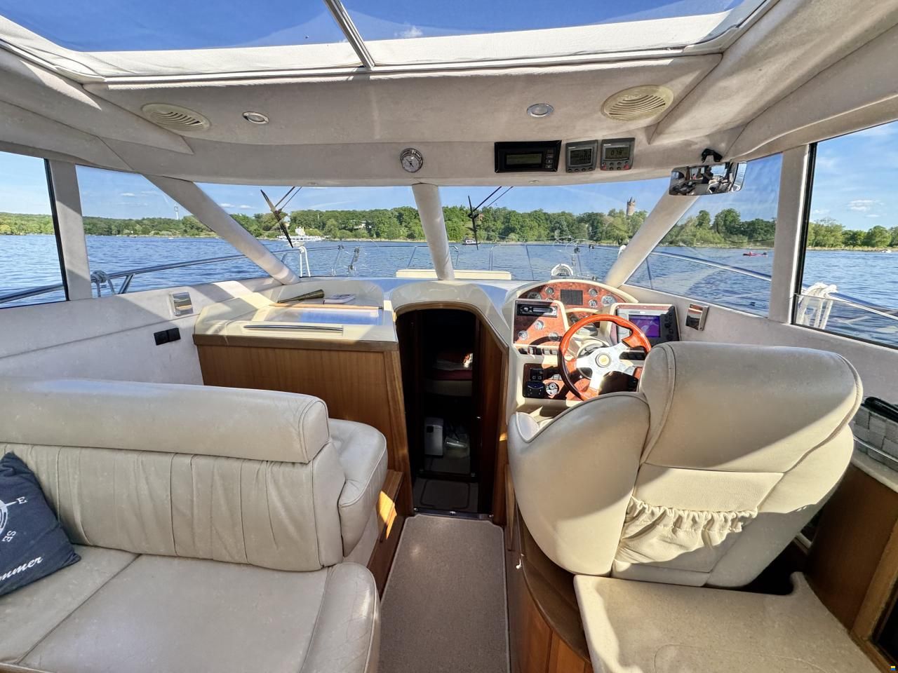 Galeon 330 HT