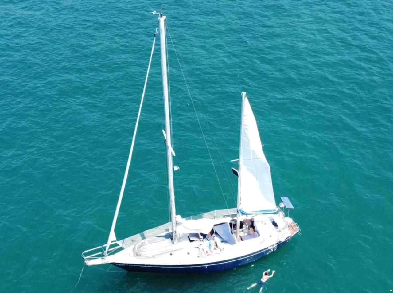 Ketch en bois 11m à restaurer