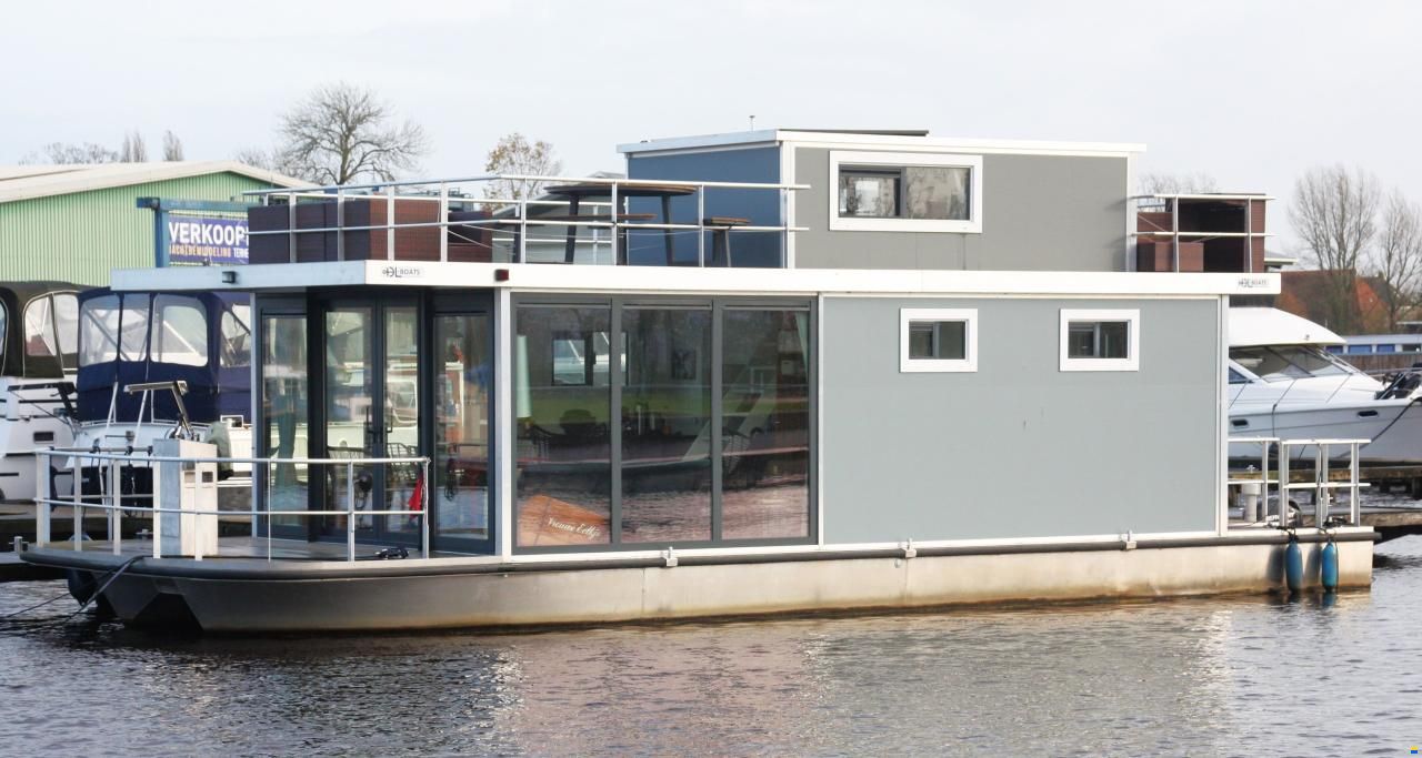 DL-Boats Houseboat