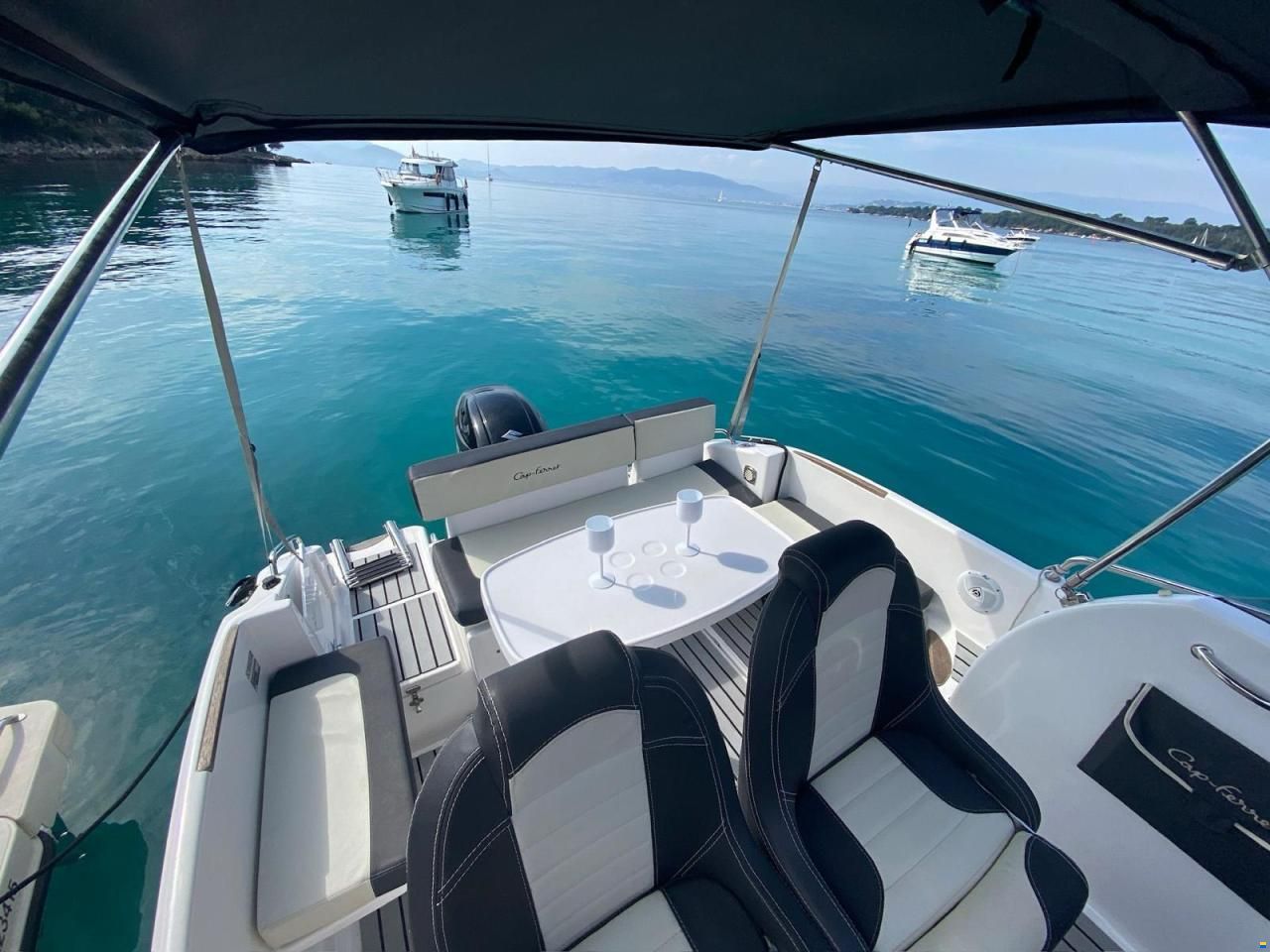 B2 Marine cap ferret 752