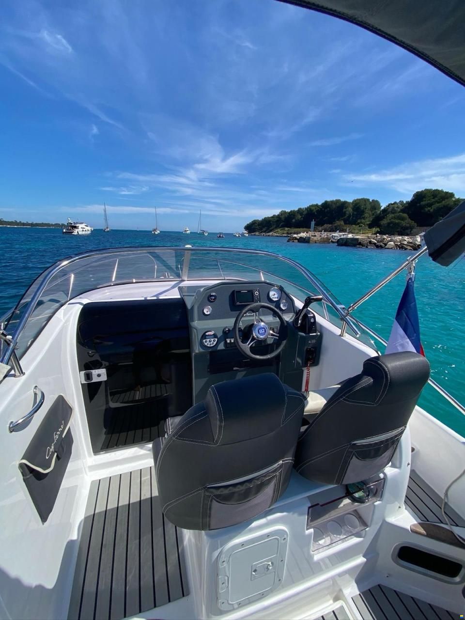 B2 Marine cap ferret 752
