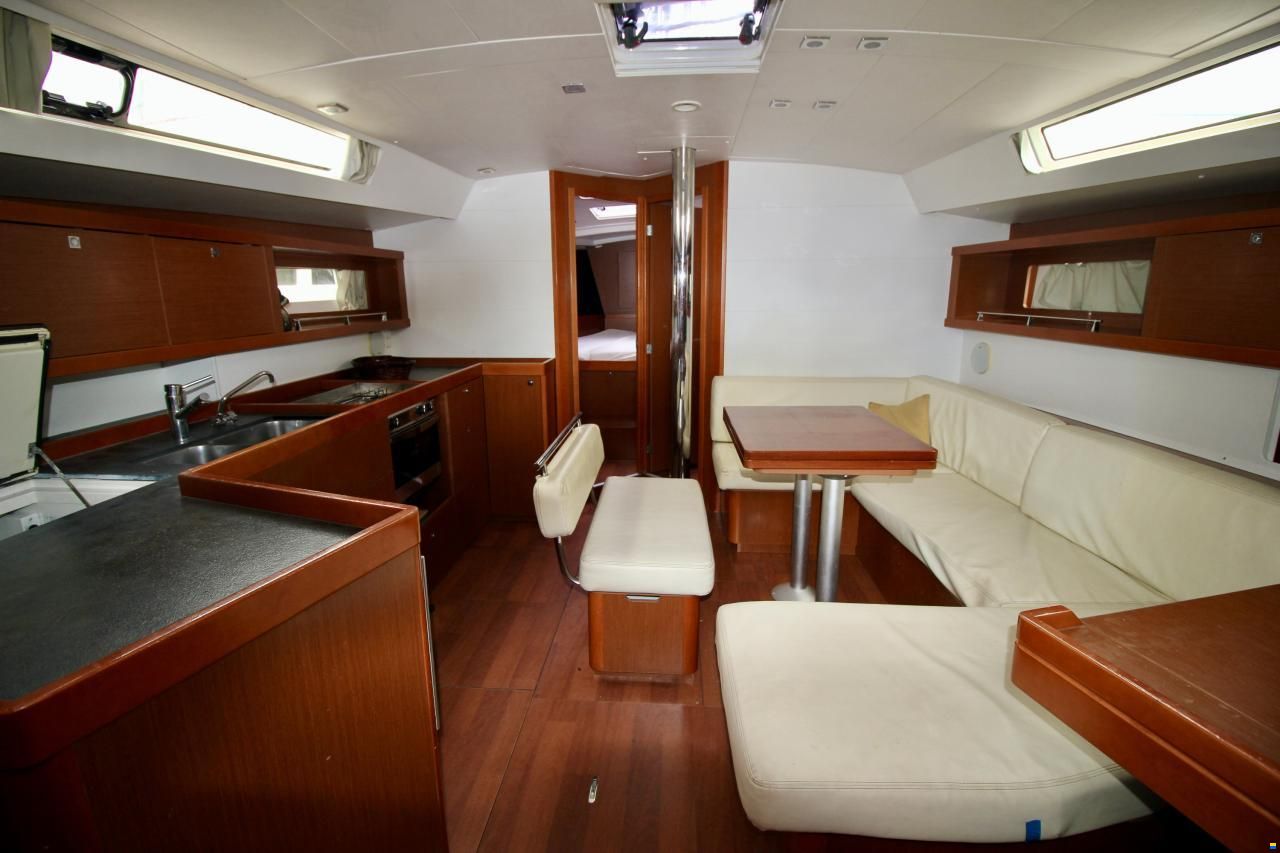 Beneteau Oceanis 45
