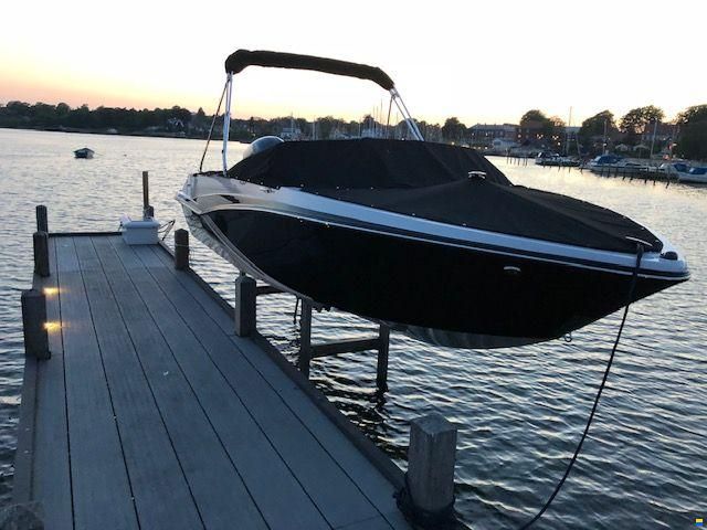 Glastron GT 200 &ndash; Med Yamaha 200 HK &ndash; Kl