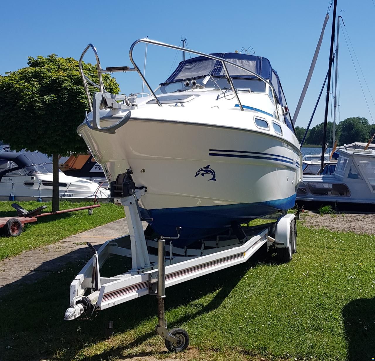 Sealine 220 Family