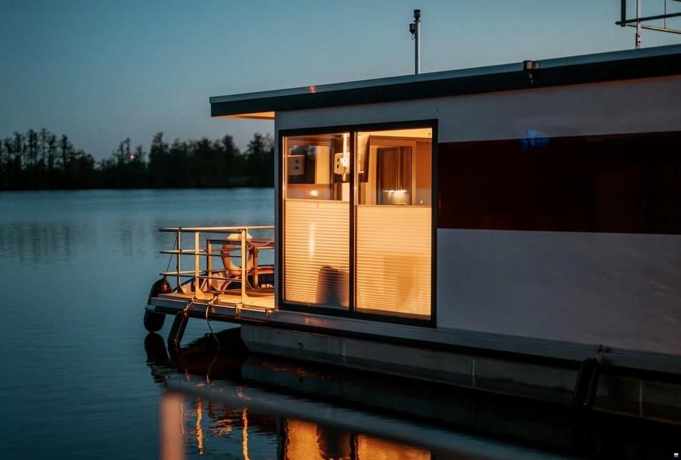 Exklusive Ferienwohnung auf dem Wasser