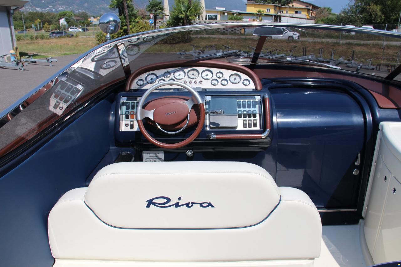 Riva AQUARIVA 33