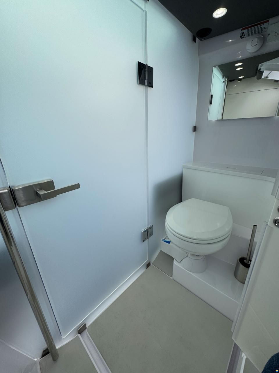 Axopar 37 Cross Cabin