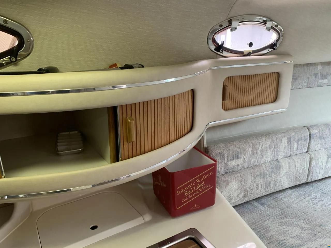 Sea Ray 270 Sundancer